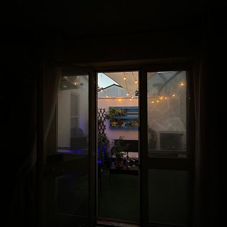 Blu Marlin Villa SantʼAntìoco Eksteriør bilde