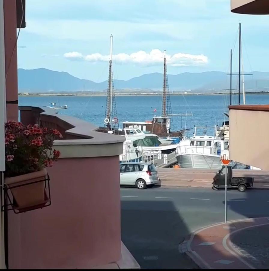 Blu Marlin Villa SantʼAntìoco Eksteriør bilde